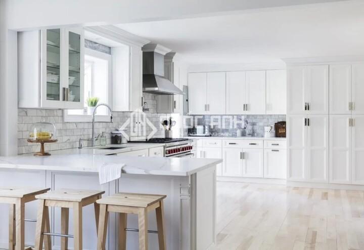 Quốc Anh Door là địa chỉ thi công quầy bar bếp, tủ bếp uy tín hiện nay. 