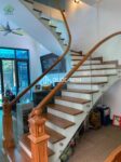 Cầu thang kính cường lực Quốc Anh Door (4)