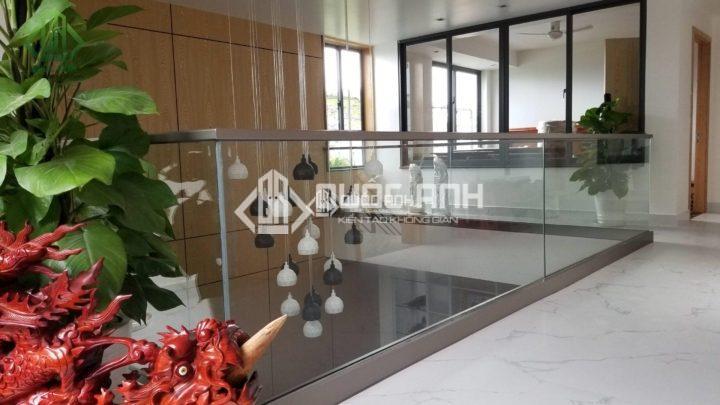 Lan can kính cường lực