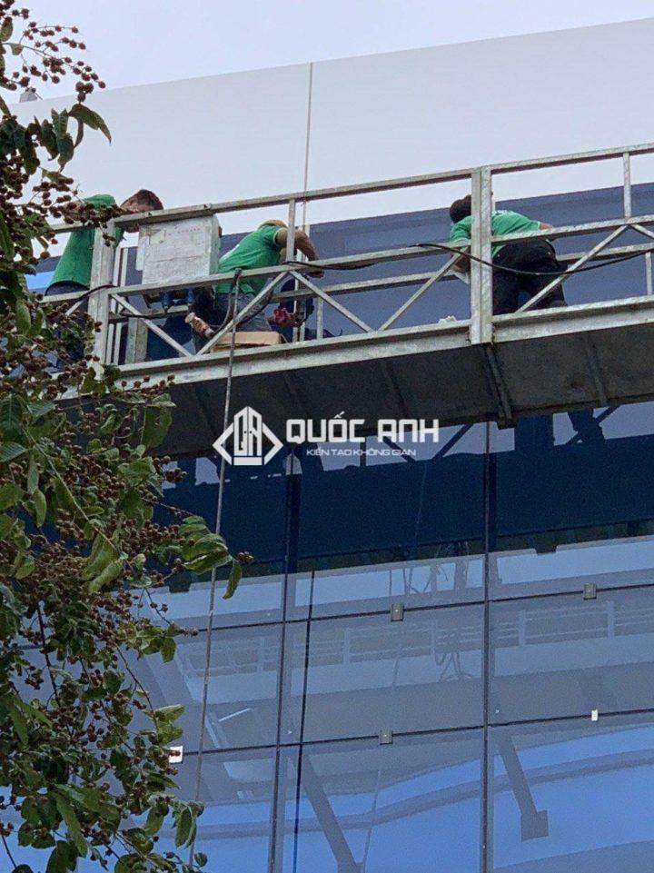 Một số lưu ý cần biết khi thi công vách mặt dựng. 