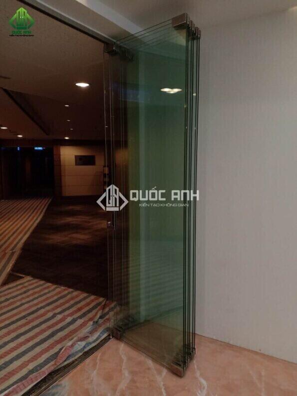 Công trình cửa lùa xếp kính - Giáp pháp không gian Quốc Anh Door