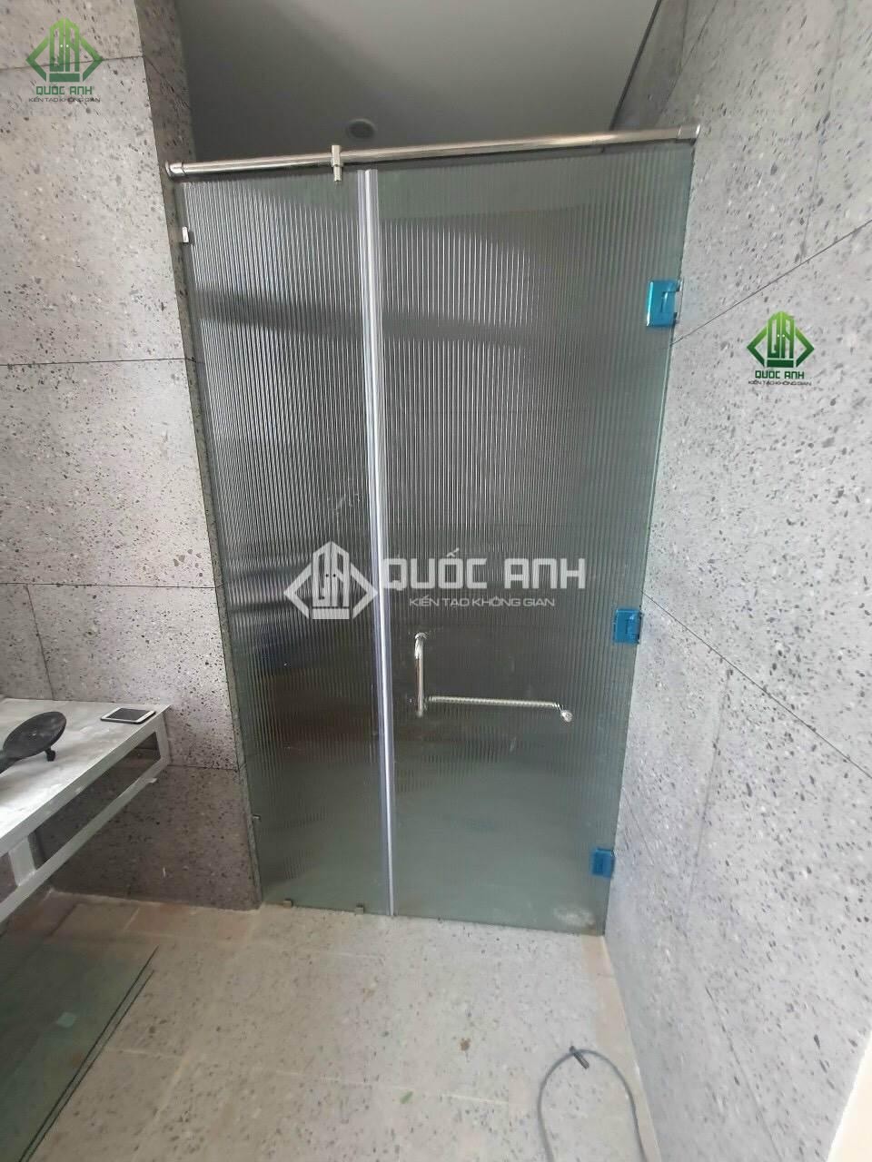 Phòng Tắm Kính Mờ