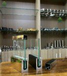 phu-kien-nhom-kinh-quoc-anh-door-18