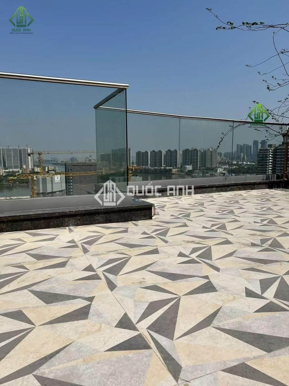 Lan Can Kính Cường Lực