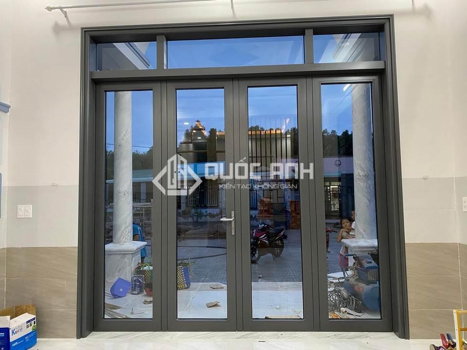 Cửa nhôm xingfa 4 cánh 