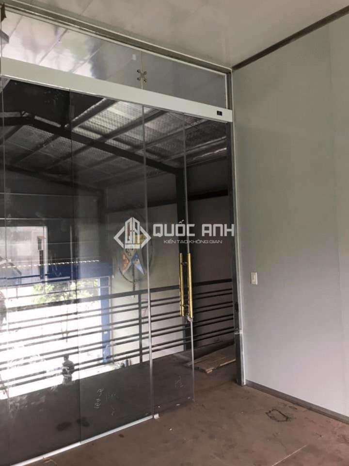 Quốc Anh Door luôn cam kết về chất lượng sản phẩm và đặt sự hài lòng của khách lên hàng đầu.