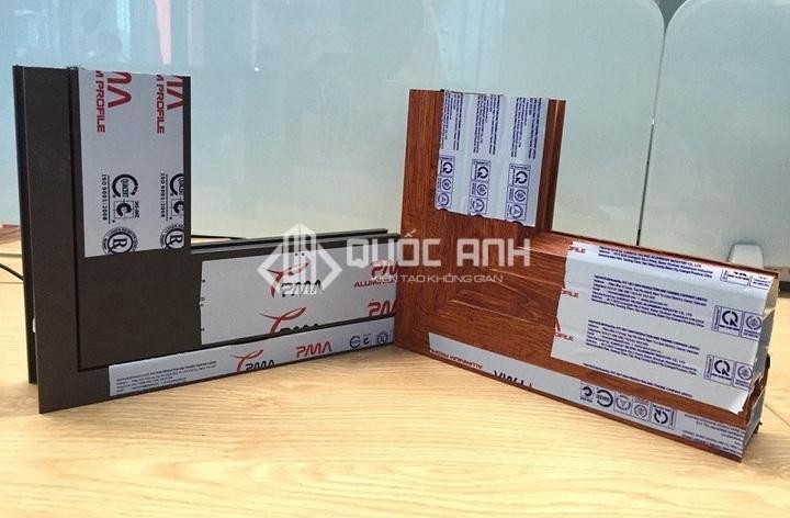 Nhôm PMA màu vân gỗ cũng rất được khách hàng ưa chuộng. 