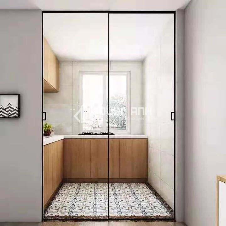 Lắp đặt cửa phòng bếp để ngăn phòng bếp với phòng khách. 