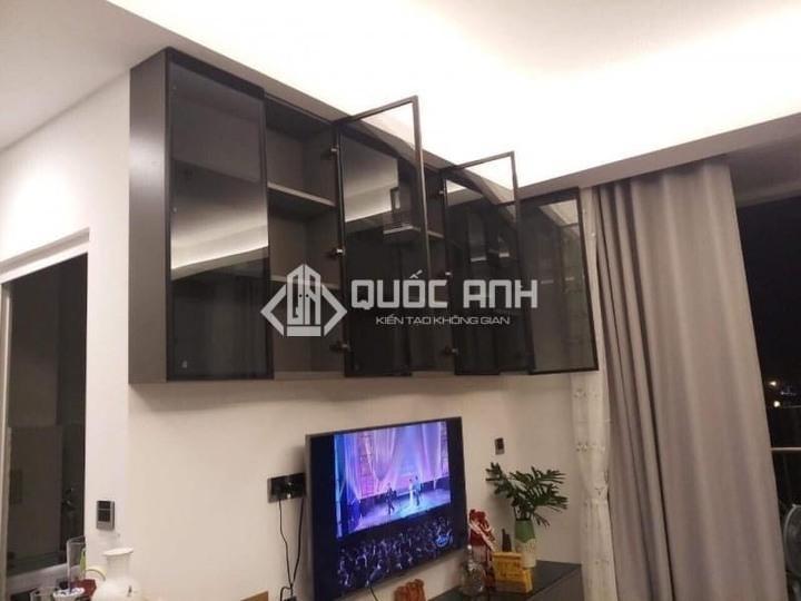 Ứng dụng cánh kính để làm tủ treo tường. 