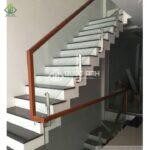 cau-thang-kinh-tru-lung-quoc-anh-door (5)