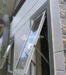 cua-so-mo-hat-quoc-anh-door (1)