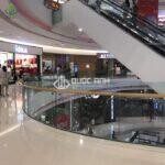 lan-can-kinh-trung-tam-thuong-mai-quoc-anh-door (5)