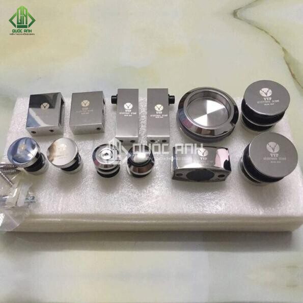 Báo giá cửa kính lùa ray inox - Quốc Anh Door
