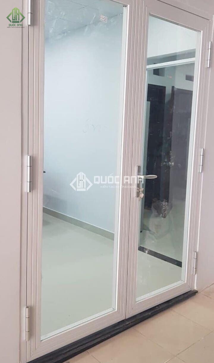 Cửa nhôm Xingfa màu trắng dễ lau chùi, vệ sinh. 