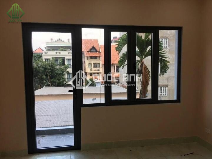Cửa sổ kết hợp cửa đi nhôm Xingfa cho phòng ngủ. 