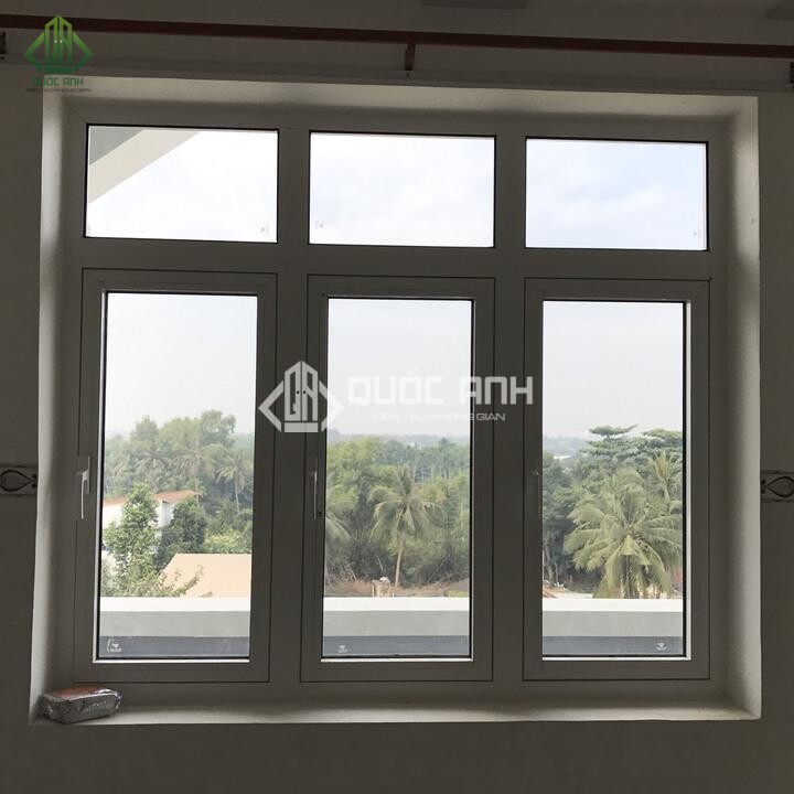 Cửa sổ nhôm Xingfa 3 cánh màu trắng. 
