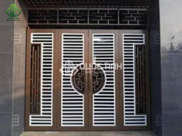 Cửa sắt 4 cánh phù hợp với không gian rộng rãi.