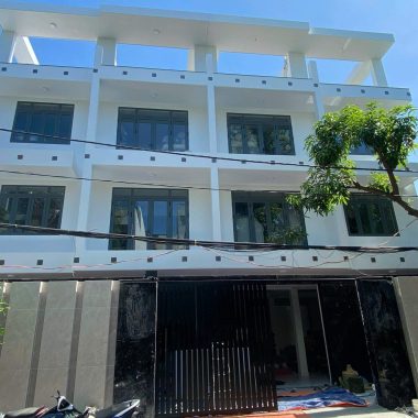 Công trình cửa kính cường lực tại Gò Vấp