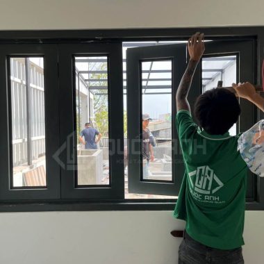 So sánh cửa nhôm Maxpro và cửa nhôm Xingfa