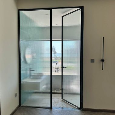 Công trình cửa kính cường lực tại Gò Vấp