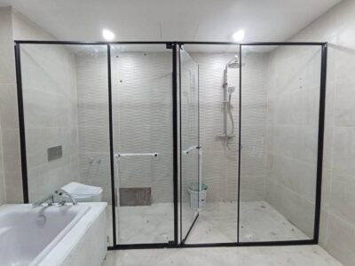 10 mẫu phòng tắm kính đẹp, thiết kế hiện đại 2024