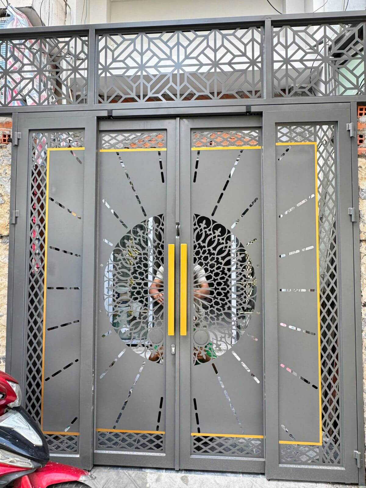 Cửa Cổng CNC Trượt Quay